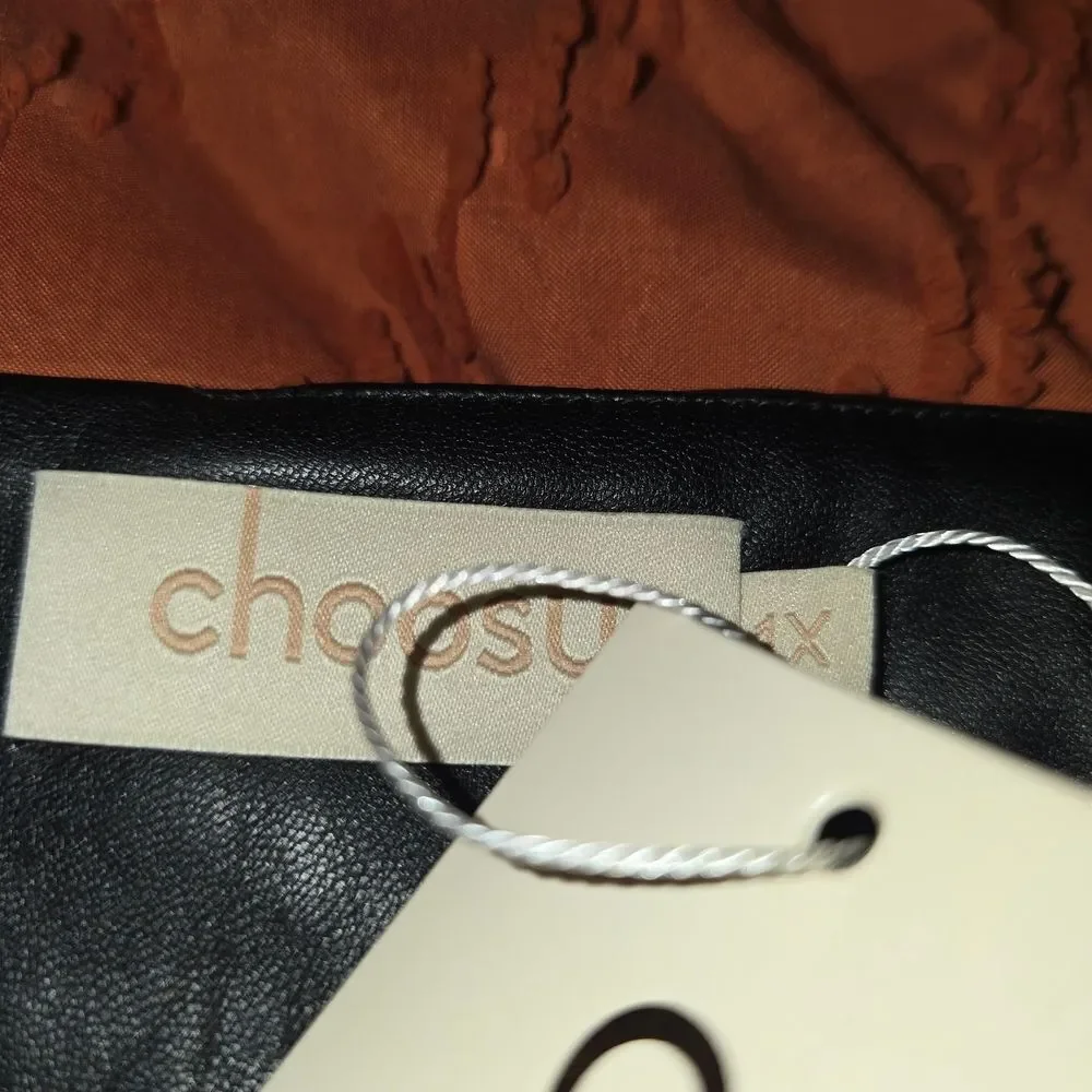 Elegant Choosy Black Faux Leather Pencil Skirt. This Is A Gorgeous